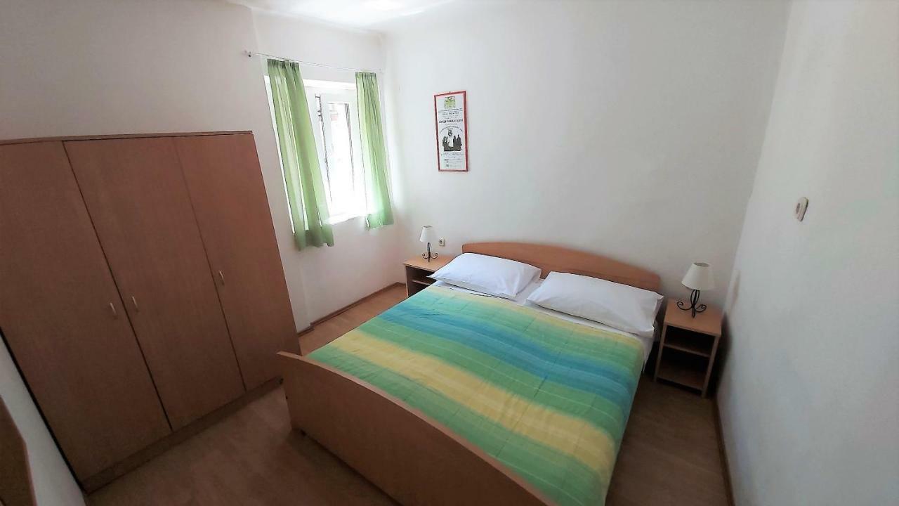 Apartment Mandic オミシュ エクステリア 写真